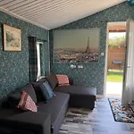 De Campagne En Dordogne Avec Piscine Шале Saint-Aigne